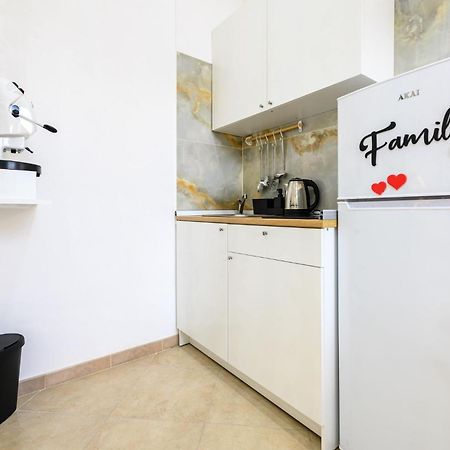 Giordano Suite Center Наполи Екстериор снимка