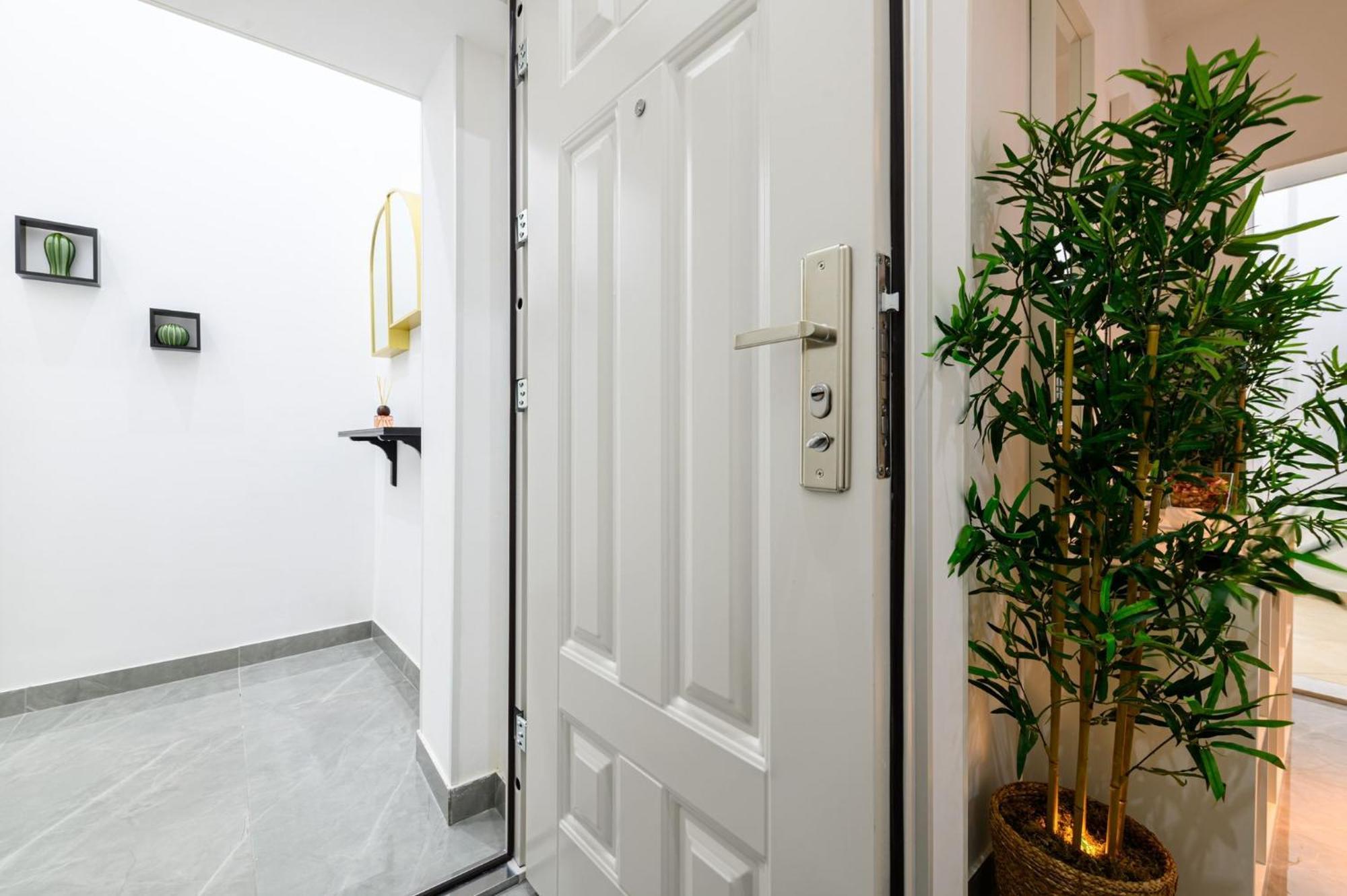 Giordano Suite Center Наполи Екстериор снимка