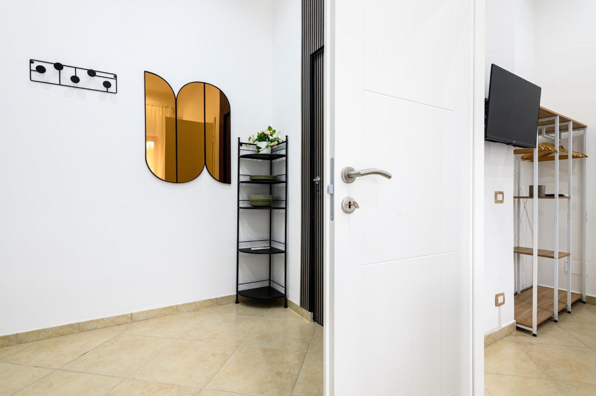 Giordano Suite Center Наполи Екстериор снимка