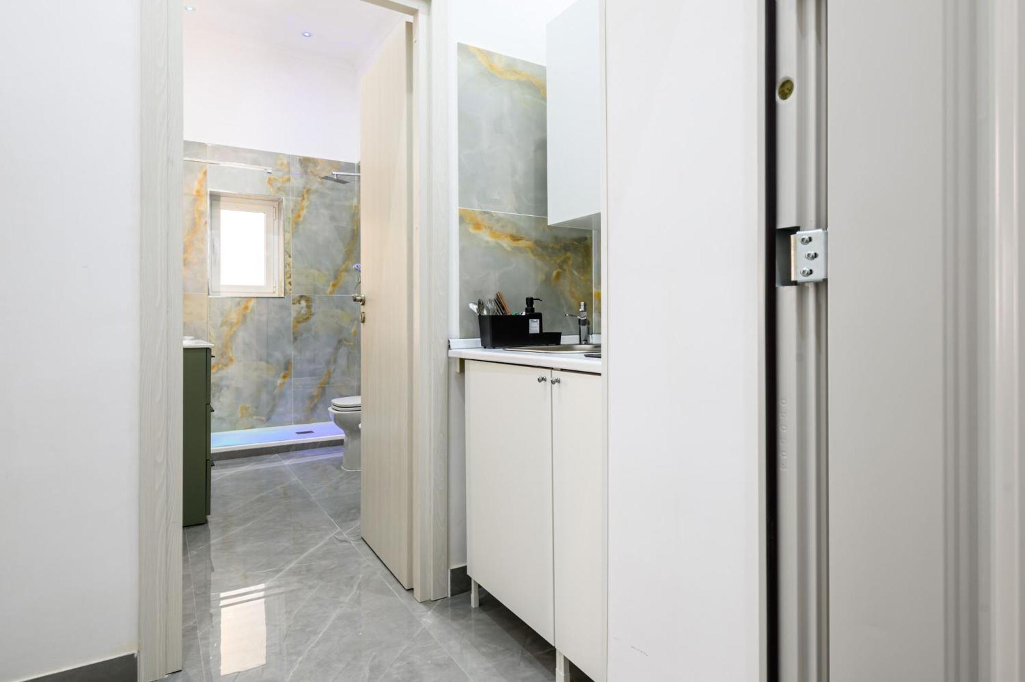Giordano Suite Center Наполи Екстериор снимка